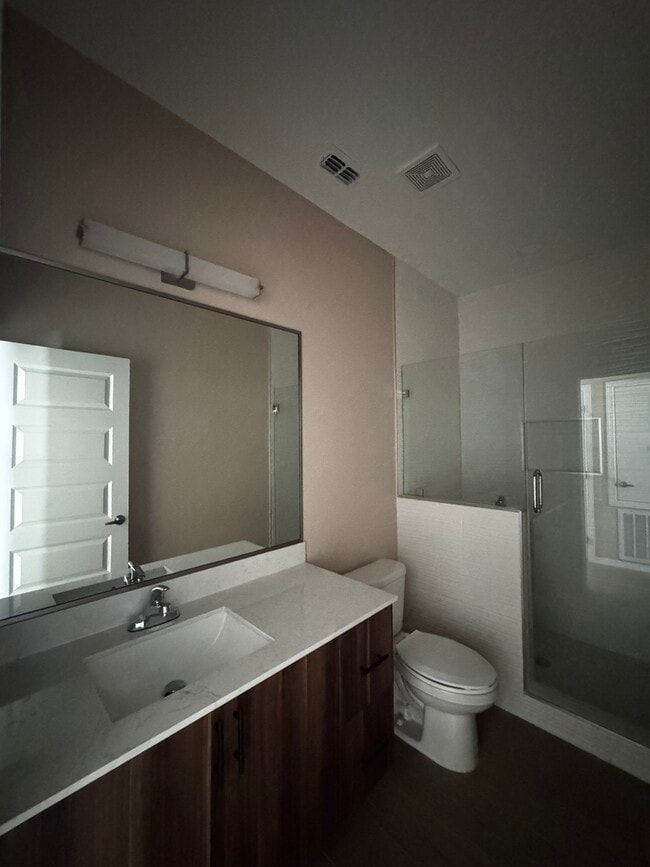 Building Photo - 3121 W Driftwood St
