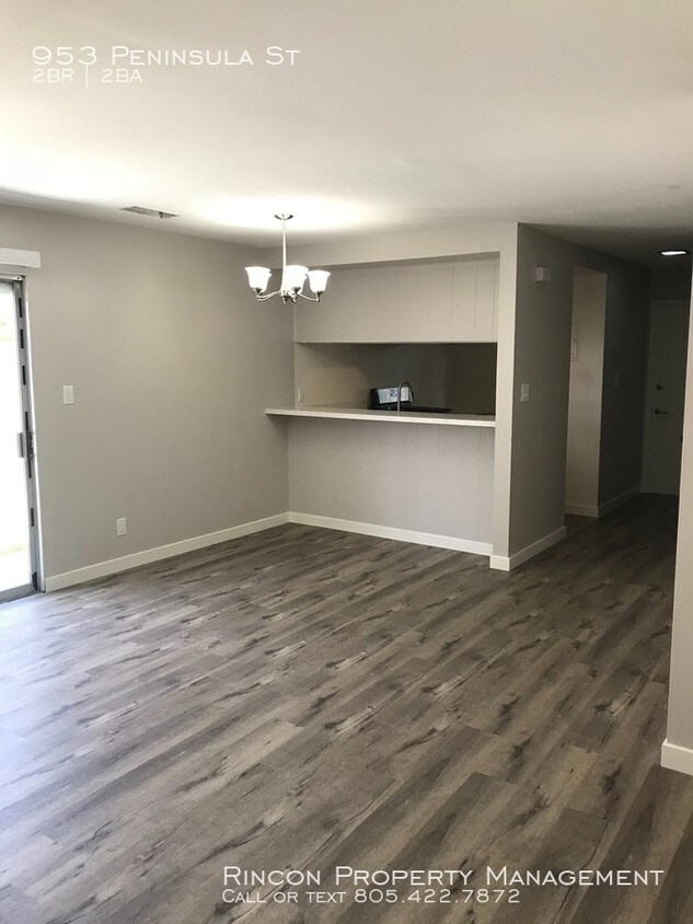 Foto principal - 953 Peninsula St