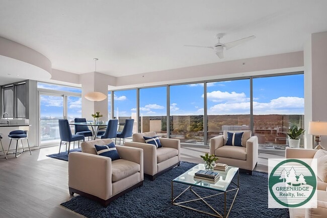 Building Photo - 335 Bridge St NW