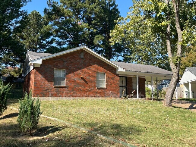 Building Photo - 4575 Spring Glen Dr