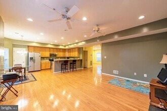 Building Photo - 44159 Azalea Ct