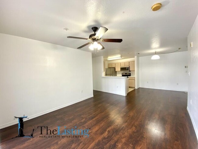 Photo - 5459 Vineland Rd Apartment