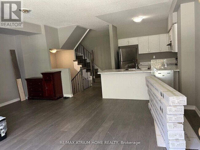 Photo du bâtiment - 1255 Bridletowne Cir