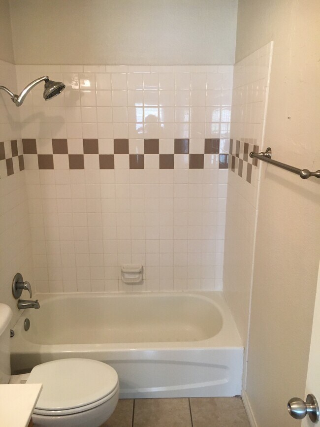 Building Photo - 119 Bolero Way