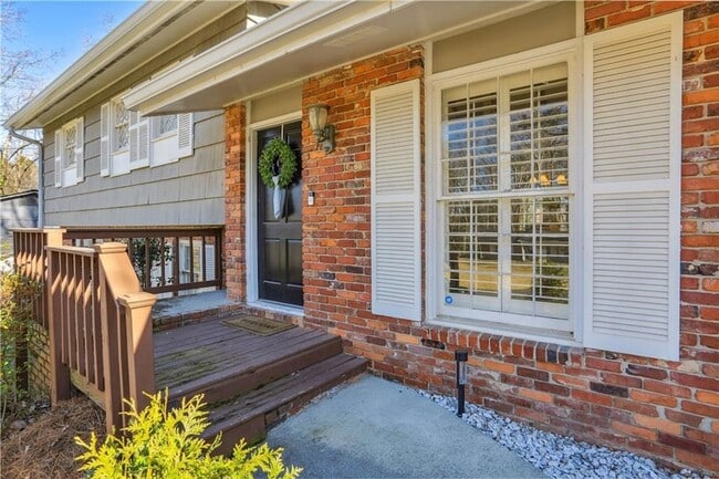 Foto del edificio - 6555 Williamson Dr NE