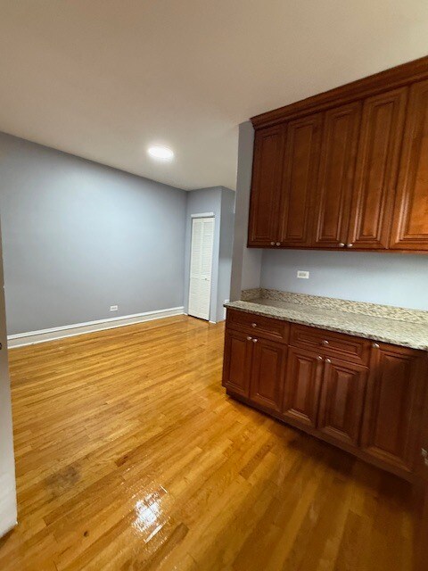 Foto del edificio - Midway