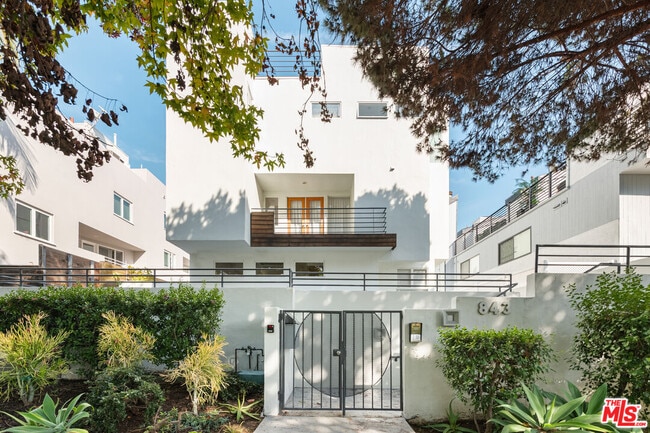 Foto del edificio - 843 17th St