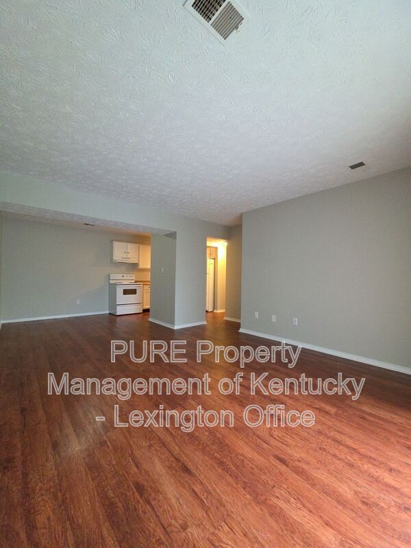 Photo - 352 Redding Rd Apartment