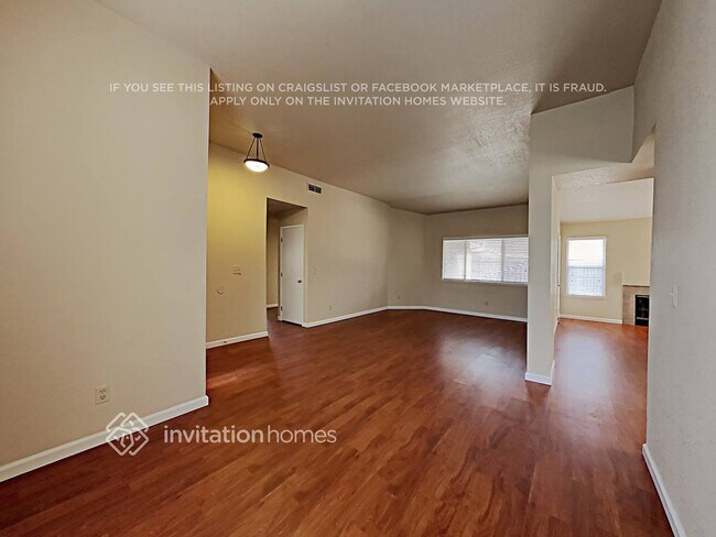 Foto del edificio - 8601 Marmon Way