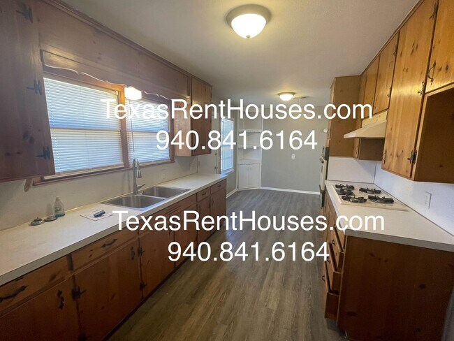 Foto del edificio - Adorable Home in the heart of Burkburnett!