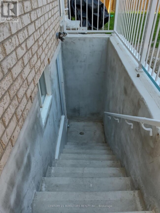 Building Photo - 48 Muscovy Dr