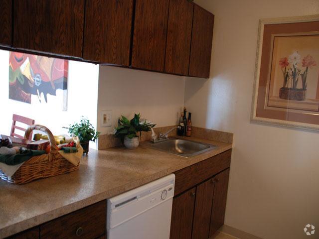 Kitchen - Inverness Apartments