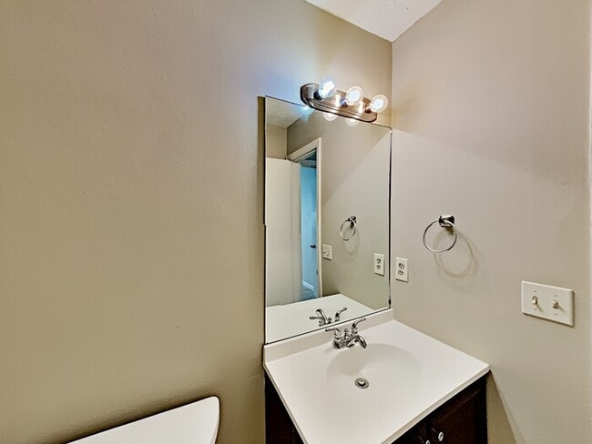Foto del edificio - 6305 Beaver Creek Trail