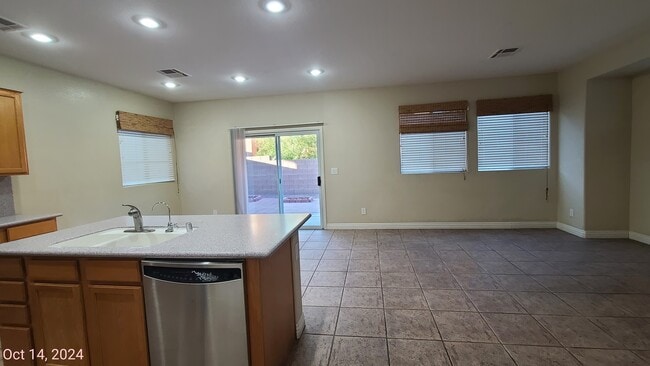 Building Photo - 9268 Sunny Oven Ct