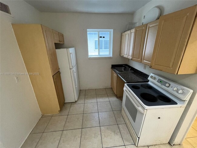 Foto del edificio - 1021 NW 3rd St