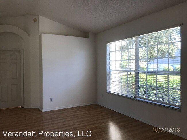 Foto del edificio - 3 br, 2 bath House - 10749 Oak Glen Circle