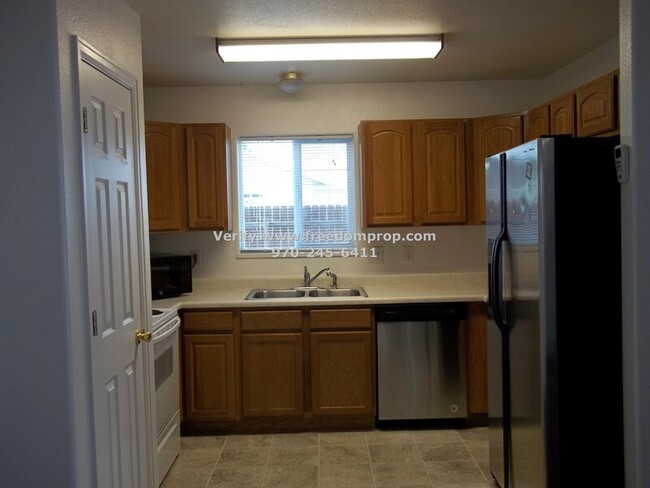 Building Photo - 479 Jaquette Ln