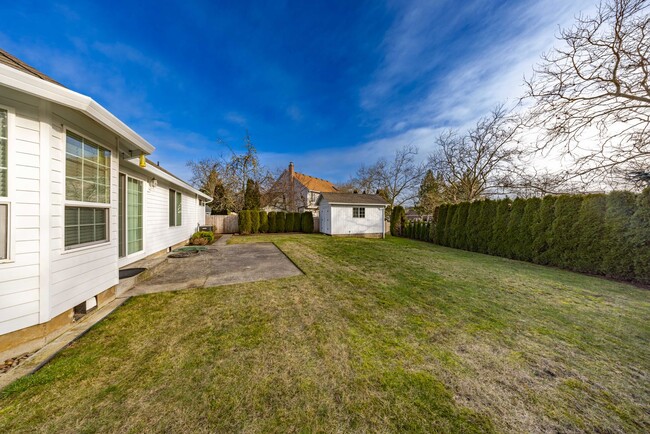 Building Photo - Three bedroom one level home in Vancouver ...