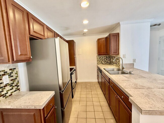 Foto del edificio - 2521 W Sunflower Ave