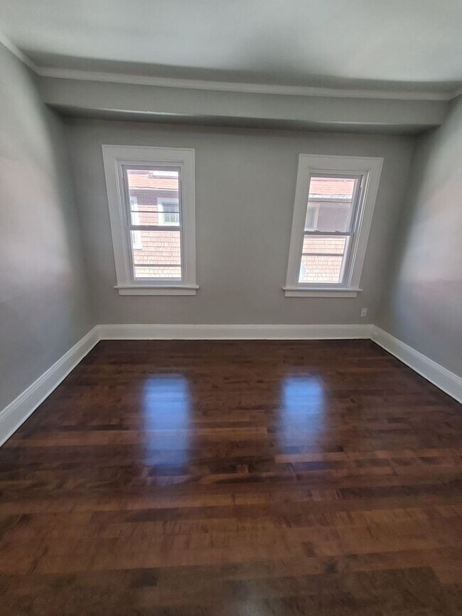 Foto del edificio - 2635-2637 N 48th St. (Duplex)