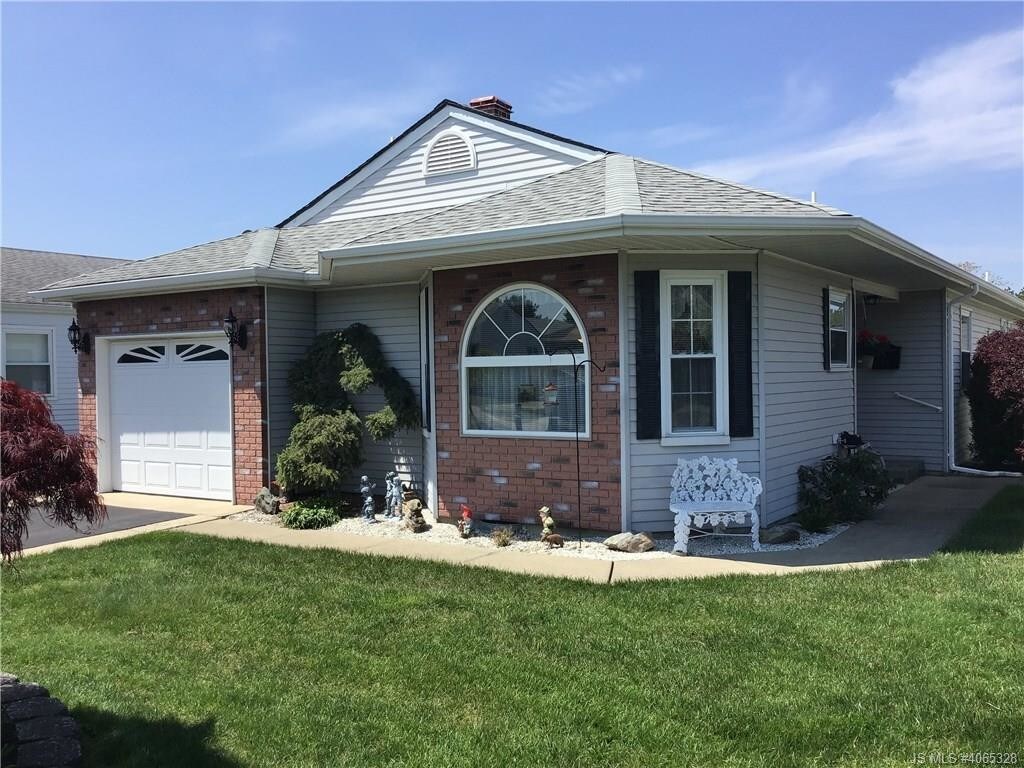 Primary Photo - 10 Thronbury Ct