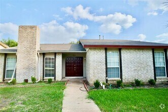 Building Photo - 4916 Crawford Dr