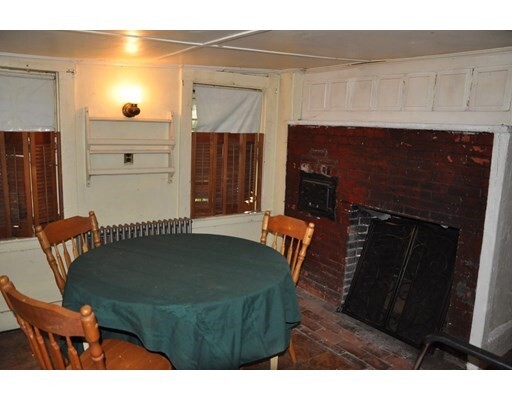 Building Photo - 154 Pleasant St