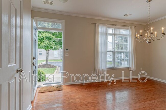 Building Photo - 47 Swade Way