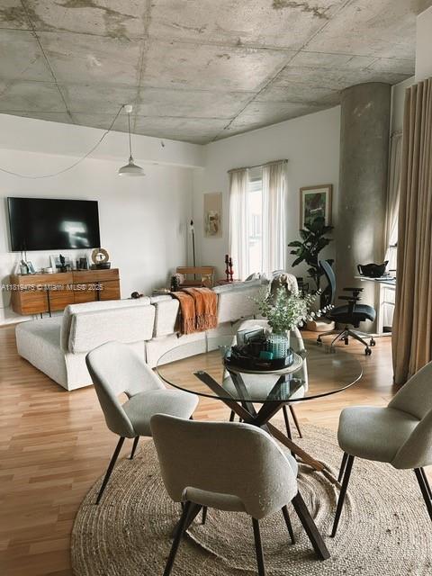 Foto principal - 10 SW South River Dr