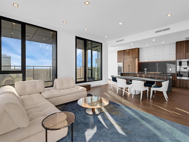 Building Photo - 1210 Rue Jeanne-Mance