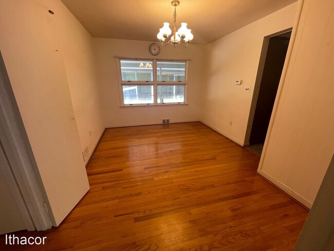 Foto del edificio - 4 br, 2 bath House - 112 Kay St