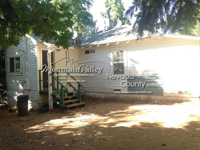 Foto del edificio - 331 Pleasant St