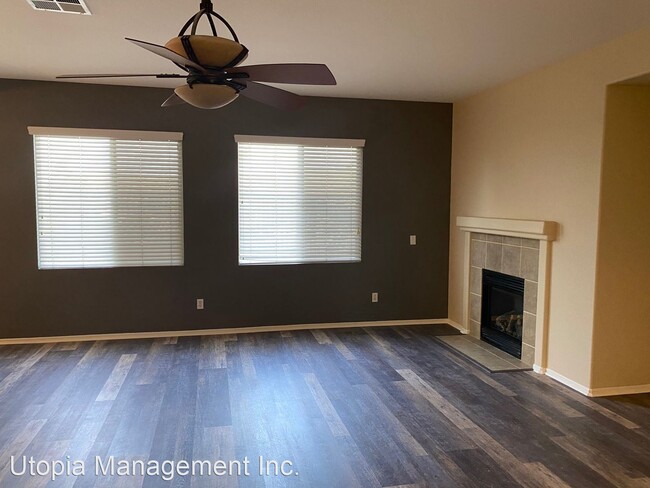 Building Photo - 4 br, 2.5 bath House - 32044 Baywood St.