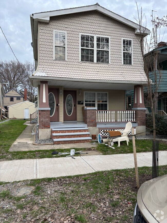 Building Photo - 1815 W 47th St