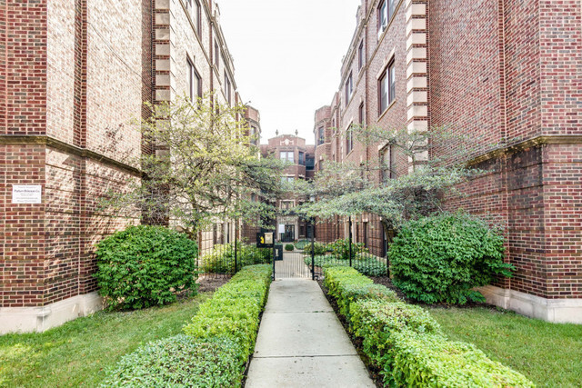 Foto principal - 5331 S Dorchester Ave