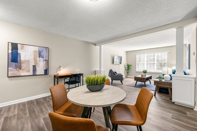 Foto del edificio - 987 Collier Rd NW