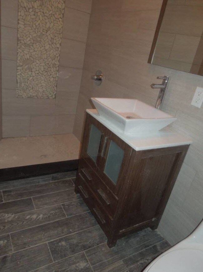 Foto del edificio - 80 Grove St