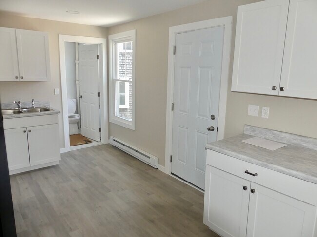 Foto del edificio - 72 Main St