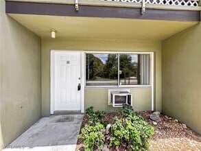 Building Photo - 1852 Golf View Ave