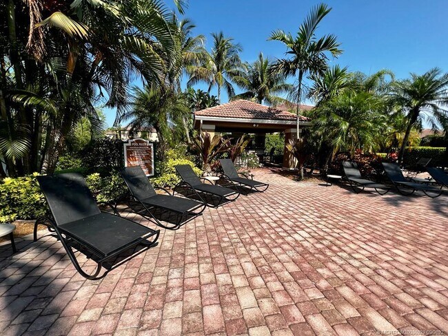 Foto del edificio - 3622 NW Mediterranean Ln