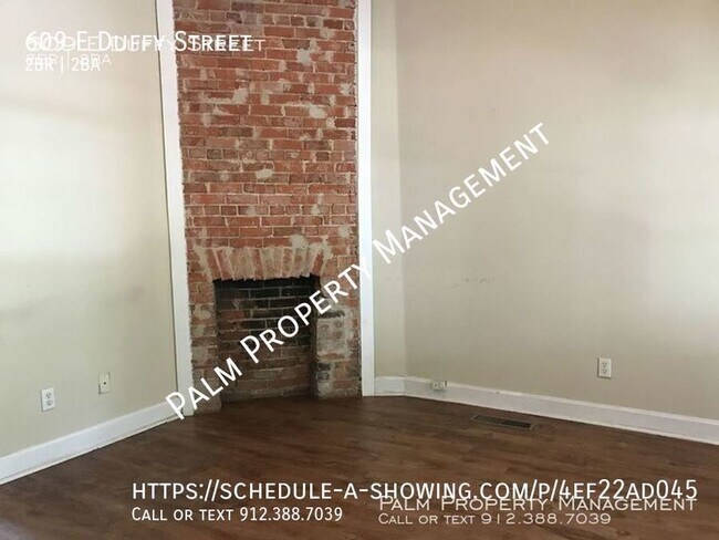 Foto del edificio - COMING SOON! Two bed, Two bath Historic To...
