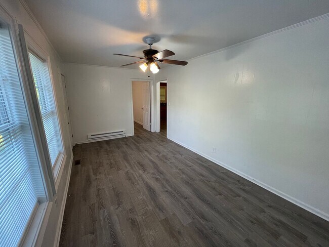 Building Photo - Cozy 3/2 House near Downtown Rome- $1,195