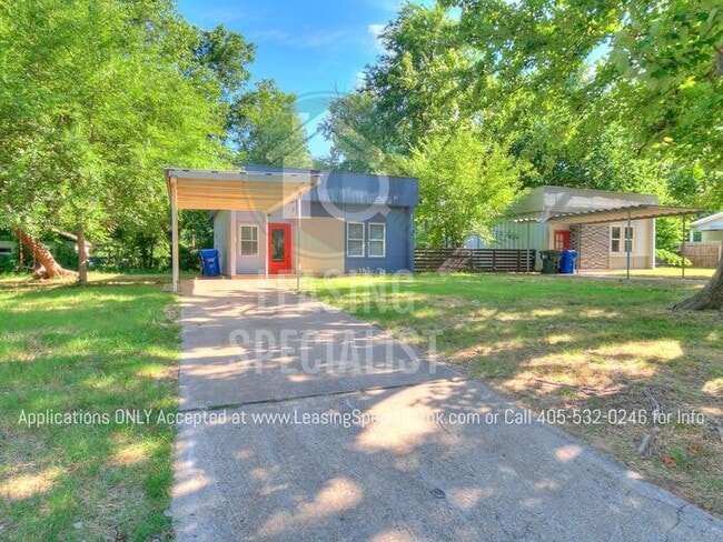 Photo - Adorable Custom 2 Bed Bungalow House Available to Prelease for August 2026!