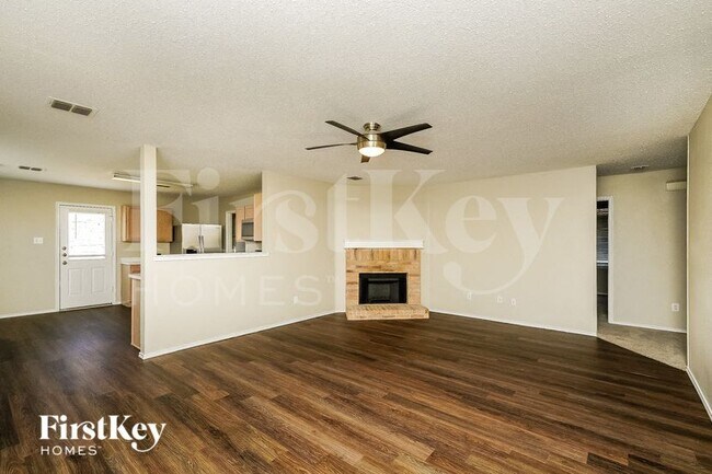Foto del edificio - 508 Rocky Springs Dr