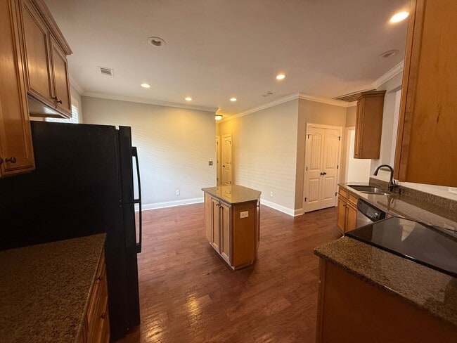 Foto del edificio - Well Maintained One Level Home in Gardens at Gatewood