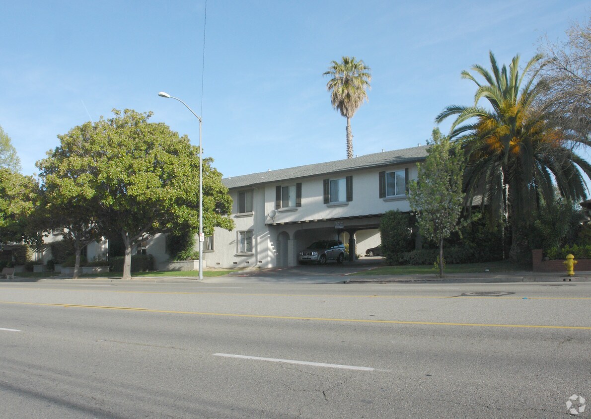 Foto principal - 1335 W Campbell Ave