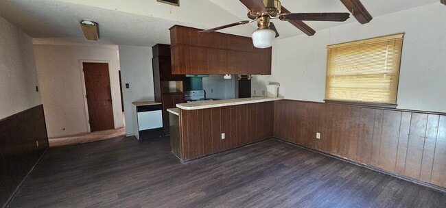 Building Photo - 1612 69th St