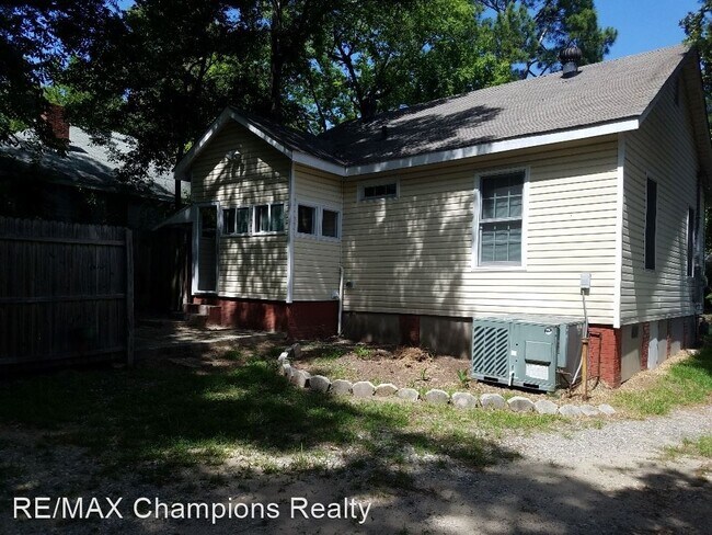 Building Photo - 2 br, 1 bath House - 2929 Pierpont Avenue