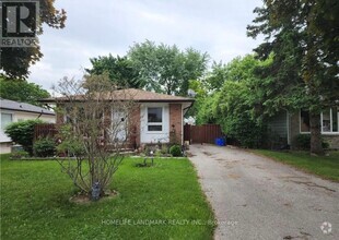 Building Photo - 45 Scotchmere Crescent