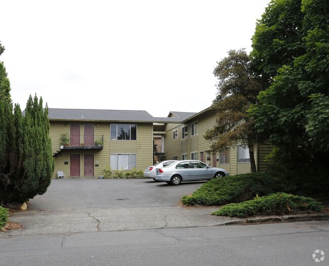 Building Photo - Truman's Square Apartments